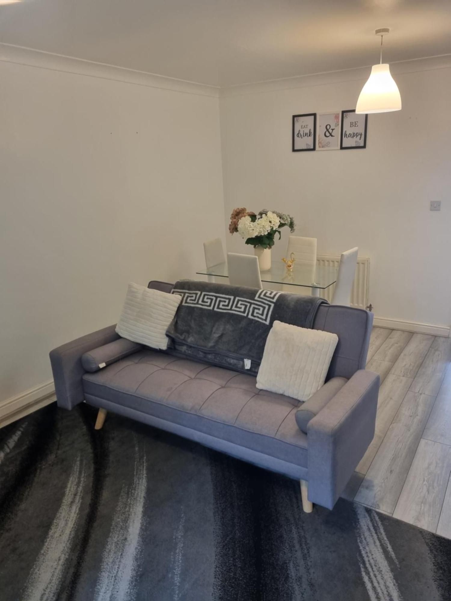 Maidstone Villa 3 Bedroom Free Sports Channels,Parking Sleeps 7 Zewnętrze zdjęcie